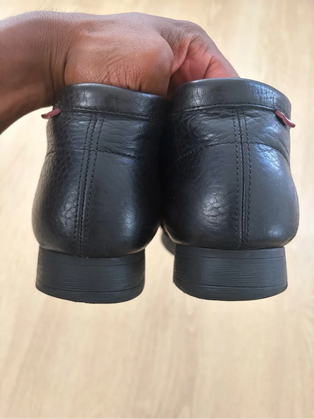 Clarks Wallabee Black Leather Lace-Up